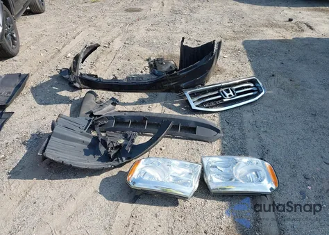 2013 Honda Pilot Lx z USA, uszkodzony, nr VIN 5FNYF4H27DB076868